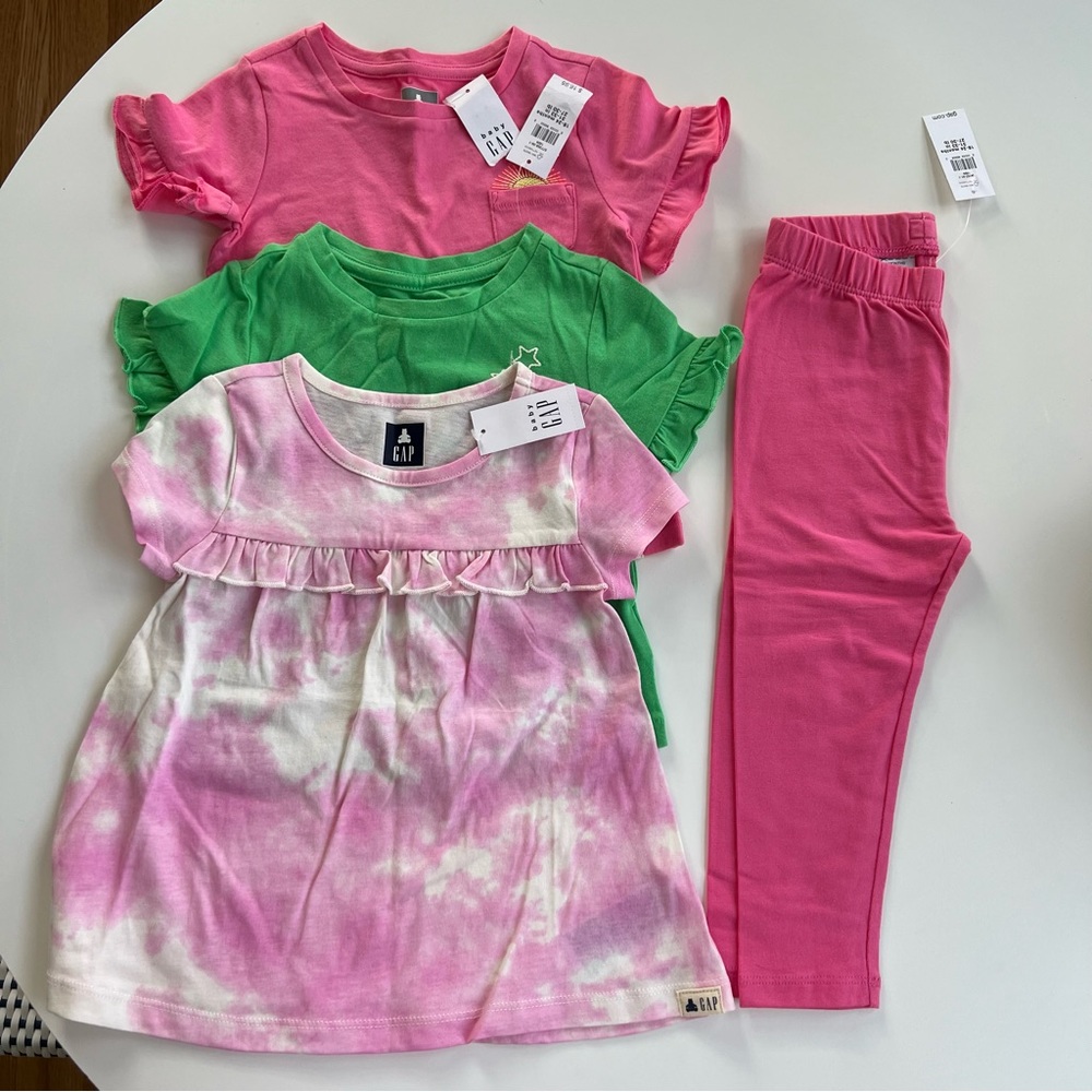 NWT Baby Gap Tshirts (3) and Leggings Bundle Size 18-24M